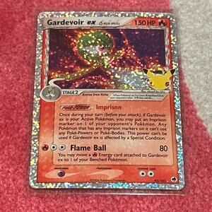 Gardevoir EX #93 – Pokémon Celebrations [Holo]